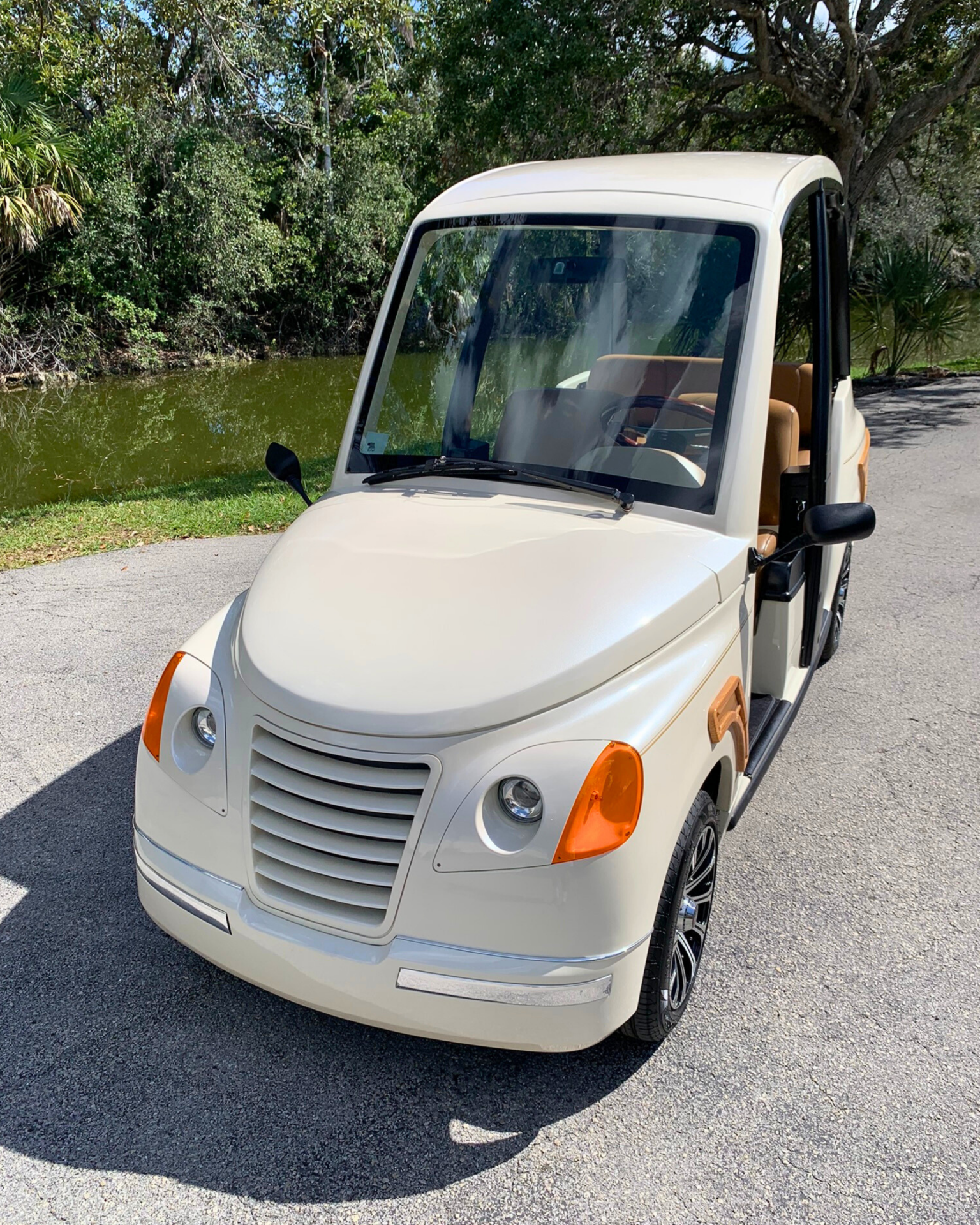 2026 Western Lido HP Lithium-Ion 4 Seater Golf Cart